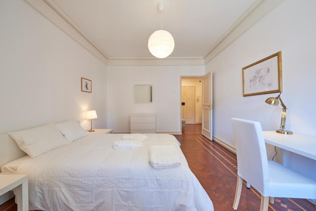 Campo Pequeno Prestige Hotel Lisbon Bagian luar foto