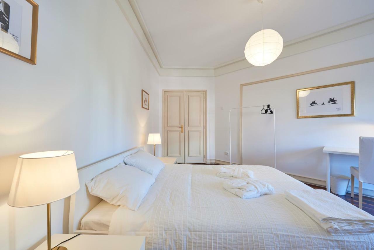 Campo Pequeno Prestige Hotel Lisbon Ruang foto