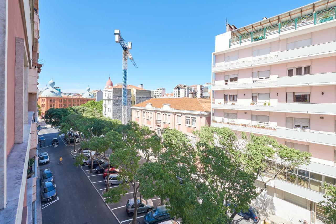 Campo Pequeno Prestige Hotel Lisbon Bagian luar foto