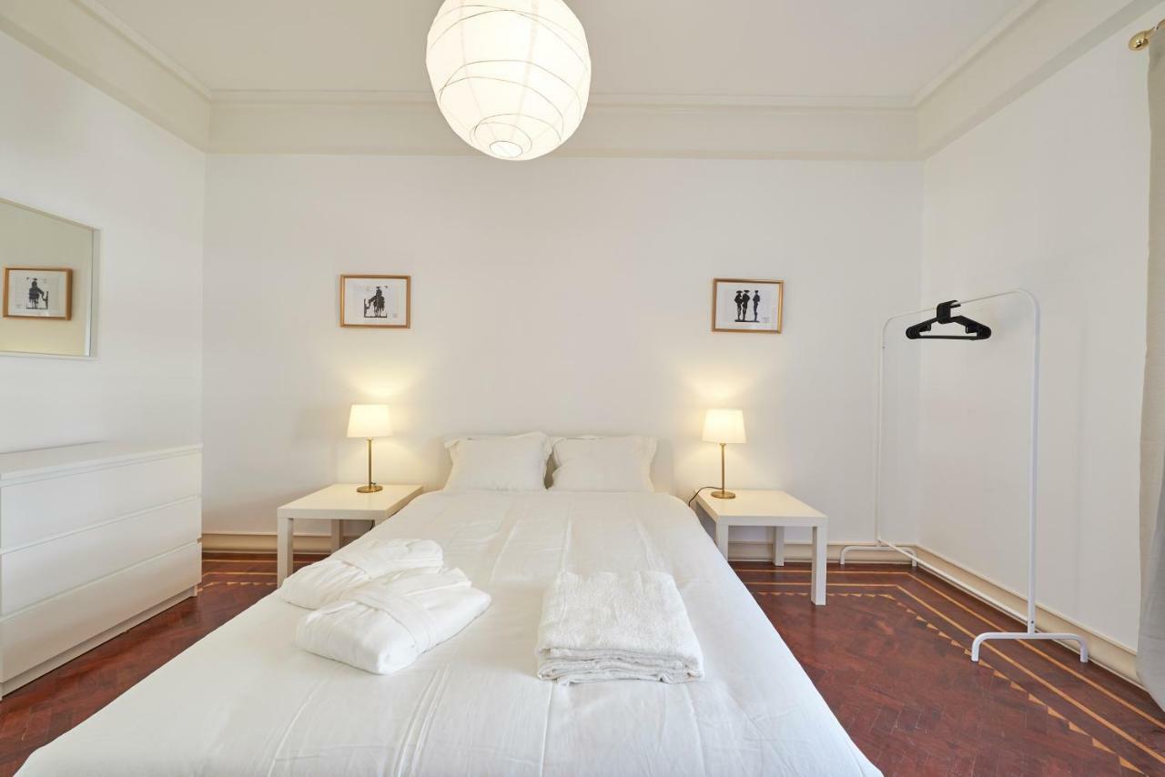 Campo Pequeno Prestige Hotel Lisbon Ruang foto