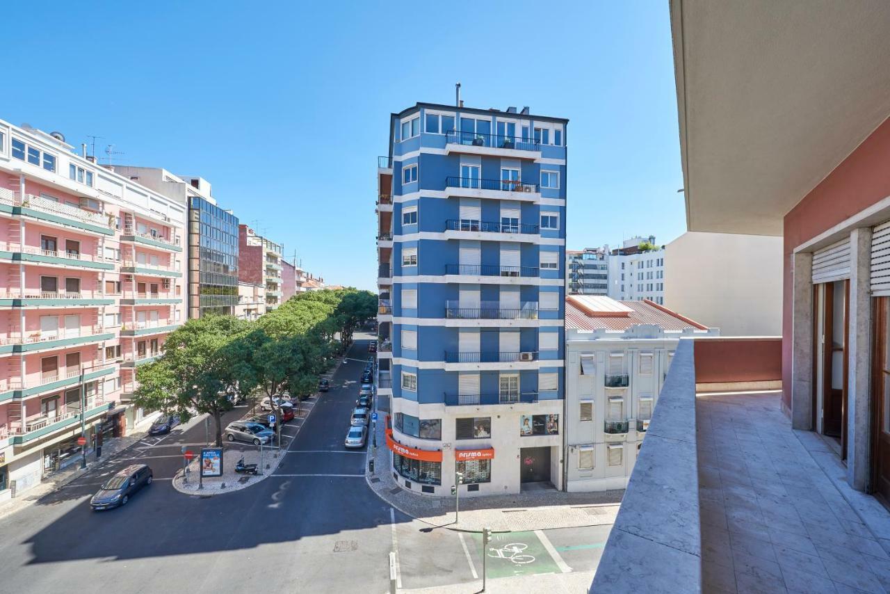 Campo Pequeno Prestige Hotel Lisbon Bagian luar foto